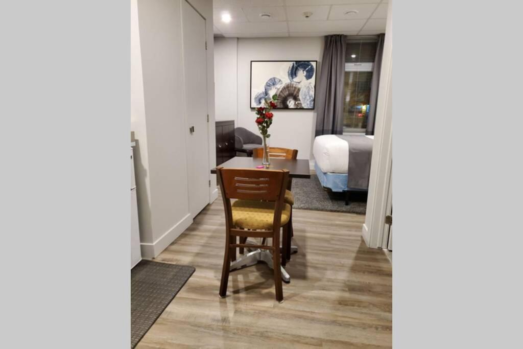 Cozy Sweet Studio #4, Only 10 Min To D.T. Ottawa Apartment Gatineau Exterior photo